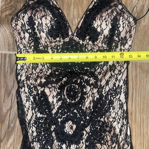 Sue Wong Nocturne Y2K Lace Beaded Open Back Halter Tulle Dress Gown - Picture 7 of 8